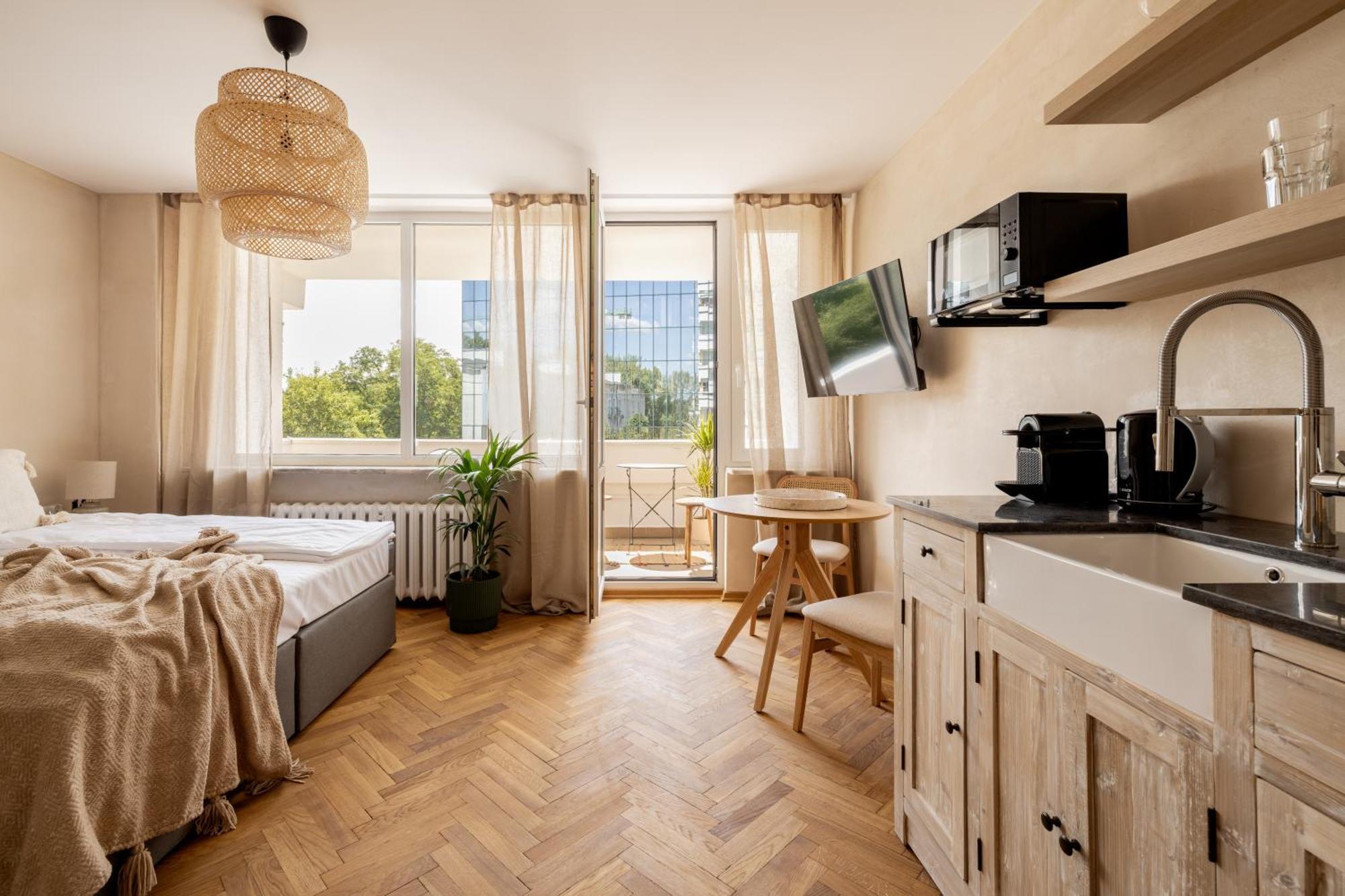 Four Seasons Old Town - Summer Warszawa